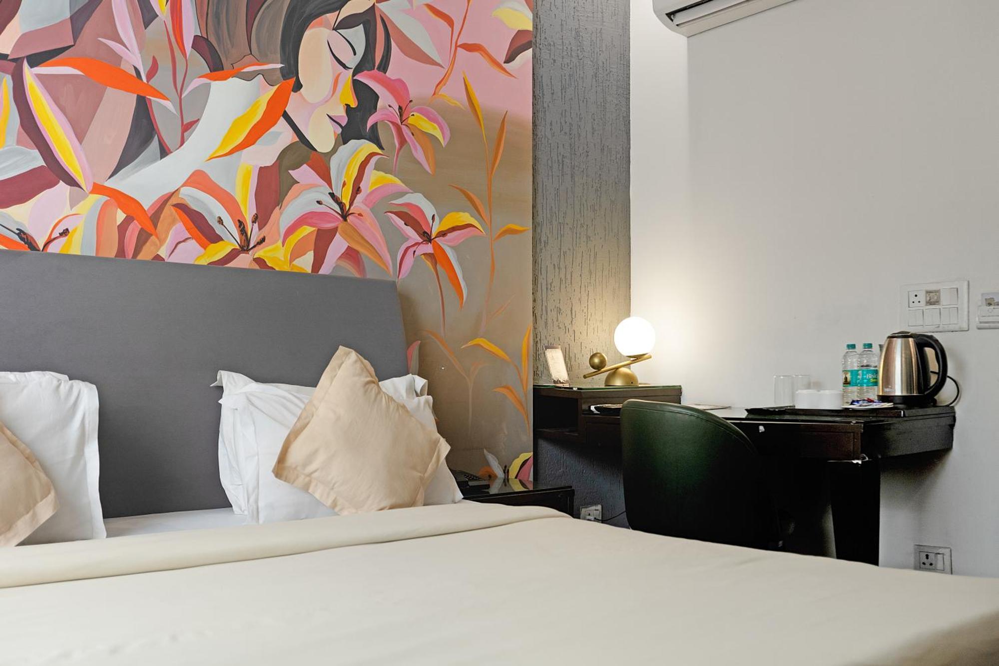 The Grand Vikalp By Saga Hotels Νέο Δελχί Εξωτερικό φωτογραφία