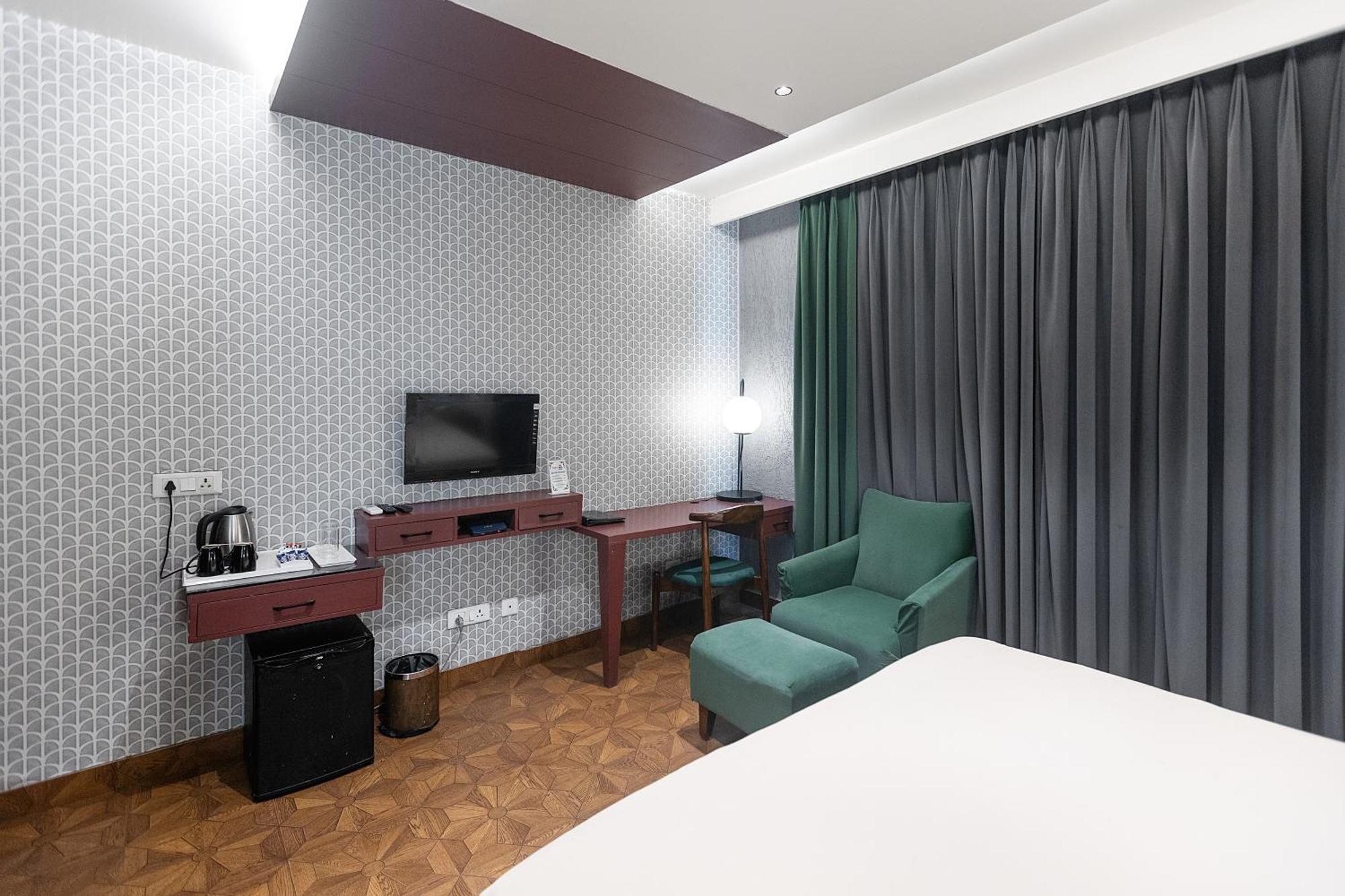The Grand Vikalp By Saga Hotels Νέο Δελχί Εξωτερικό φωτογραφία