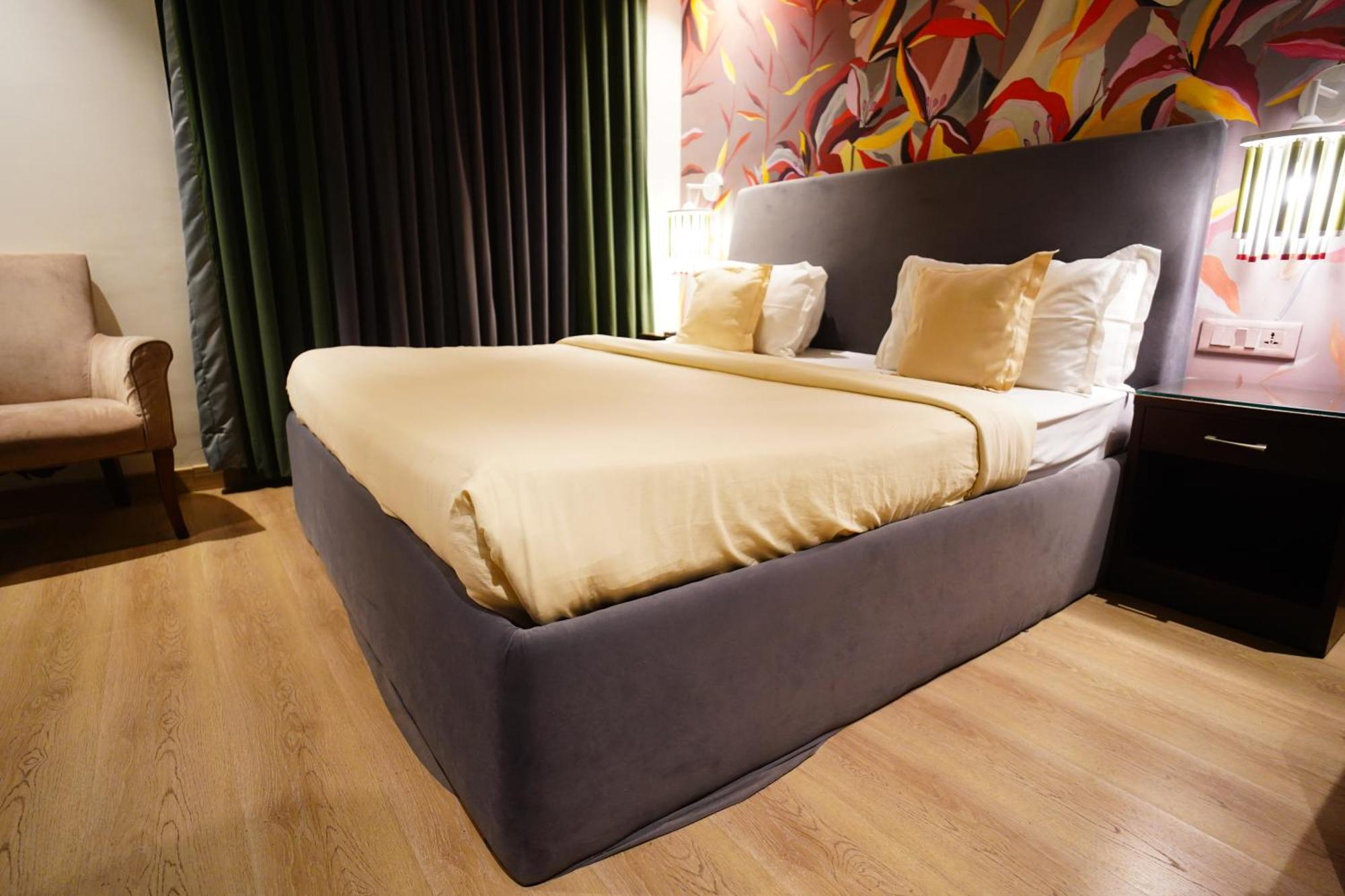 The Grand Vikalp By Saga Hotels Νέο Δελχί Εξωτερικό φωτογραφία
