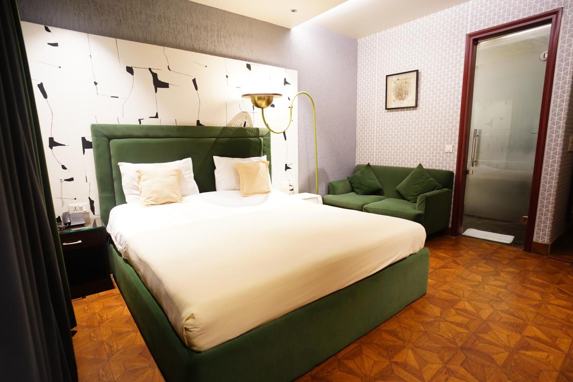 The Grand Vikalp By Saga Hotels Νέο Δελχί Εξωτερικό φωτογραφία